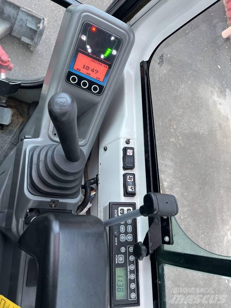Takeuchi TB 216 Minigravere <7t