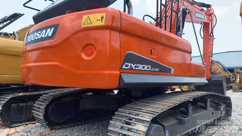 Doosan DX 300 LC Beltegraver