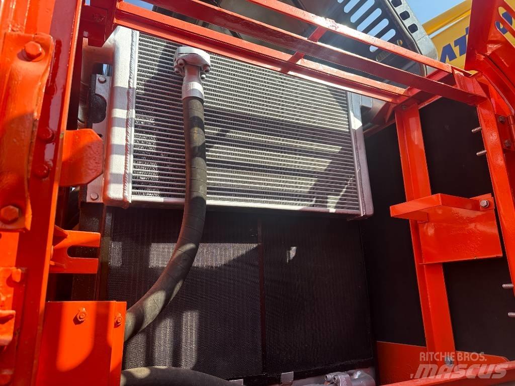Doosan DX 300 Beltegraver