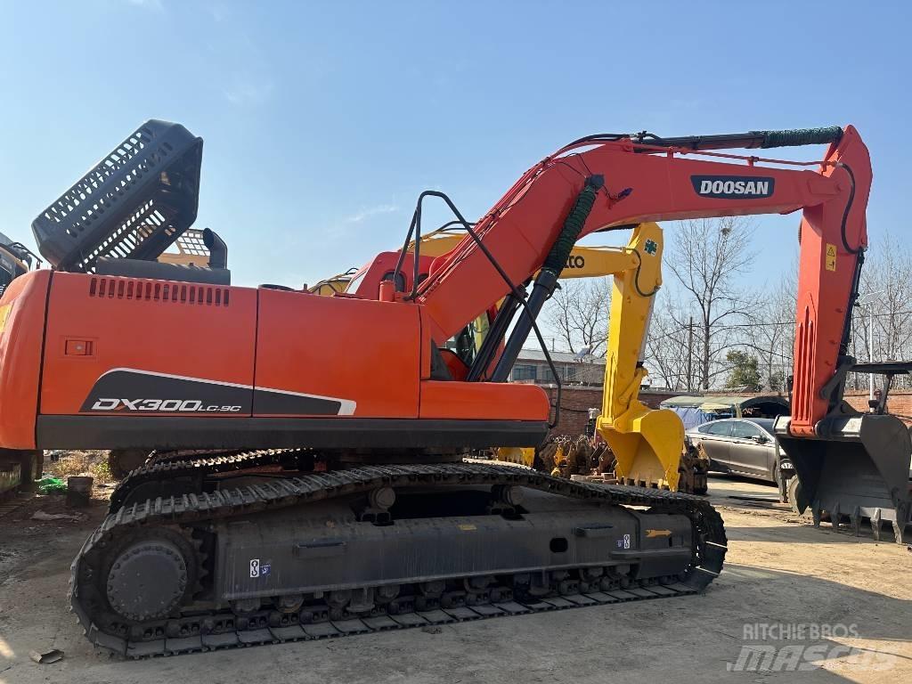 Doosan DX 300 Beltegraver