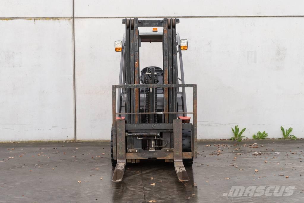 Manitou MI 30 D Diesel Trucker
