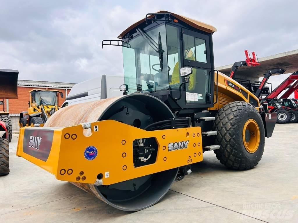 Sany SSR 130C-10H Hjullaster til komprimering