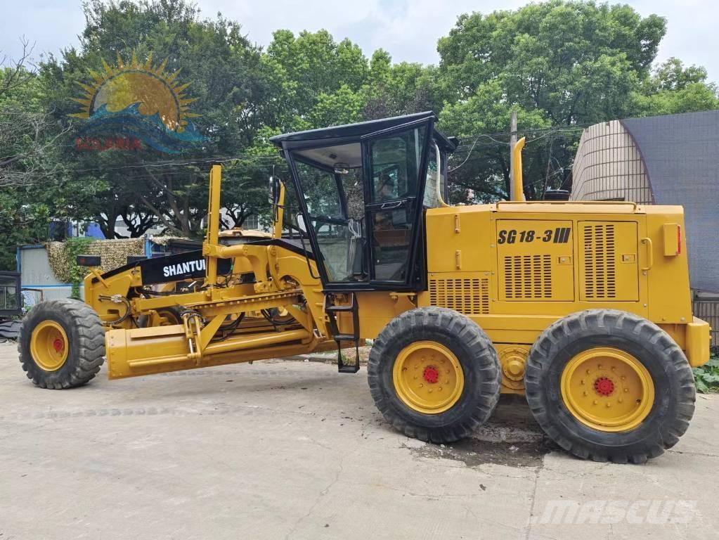 Shantui SG18 Veihøvler