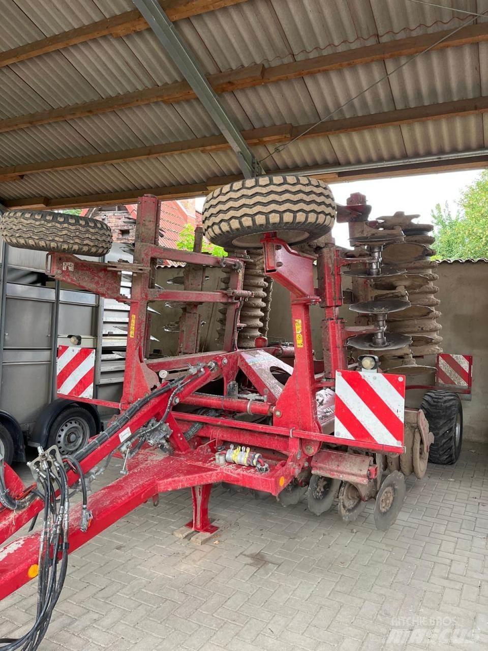 Horsch Joker 5 RT Skålharver