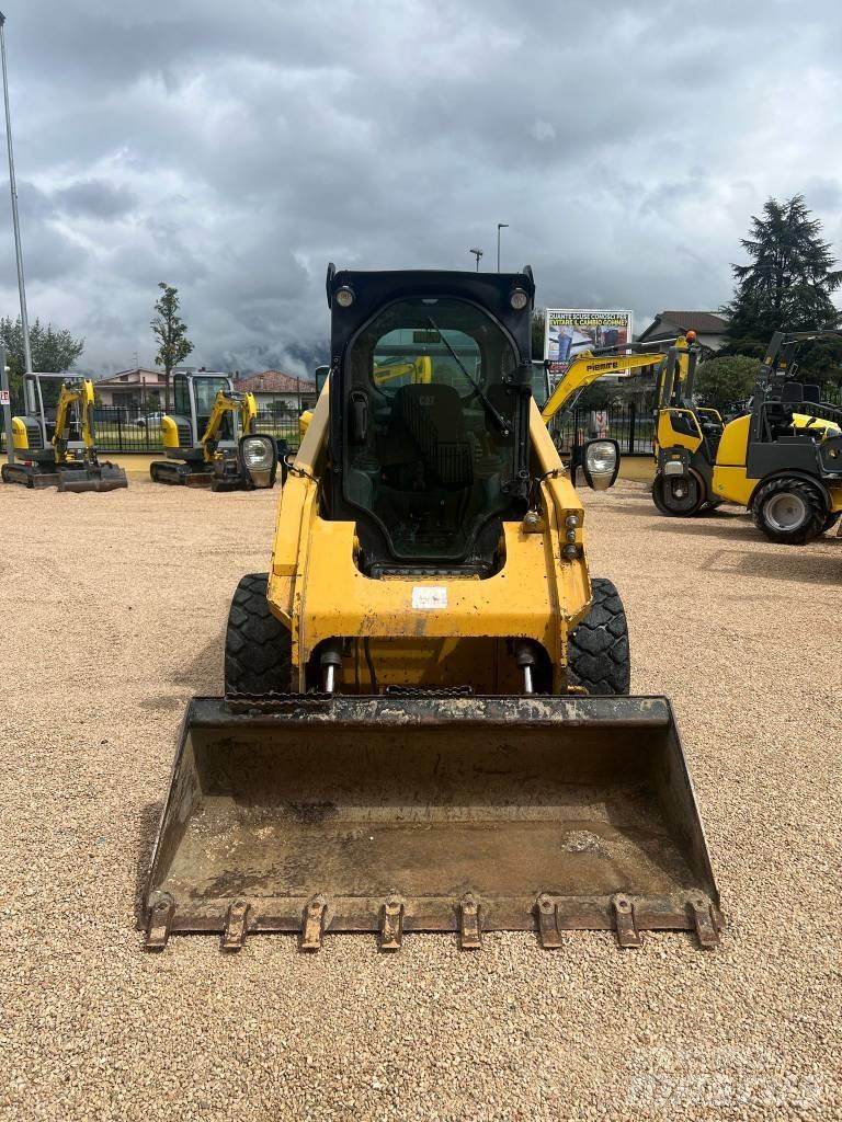 CAT 262 D Kompaktlastere