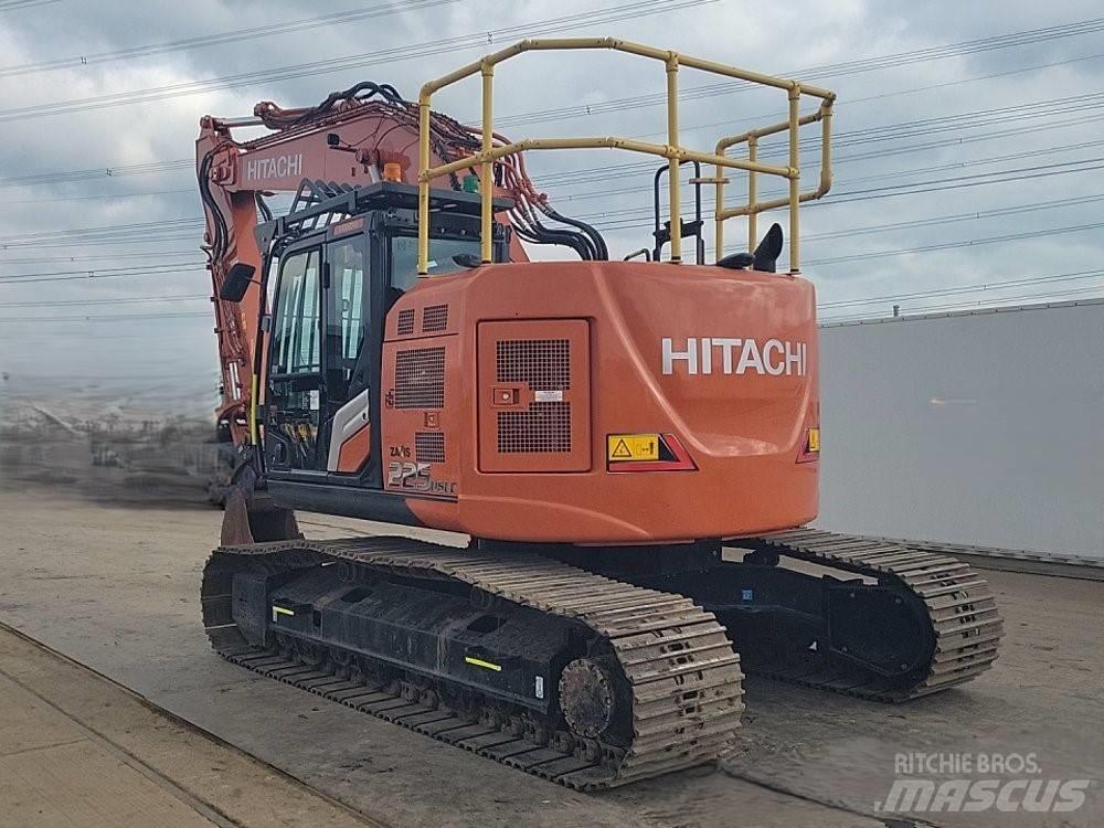 Hitachi ZX225USLC-7 Beltegraver