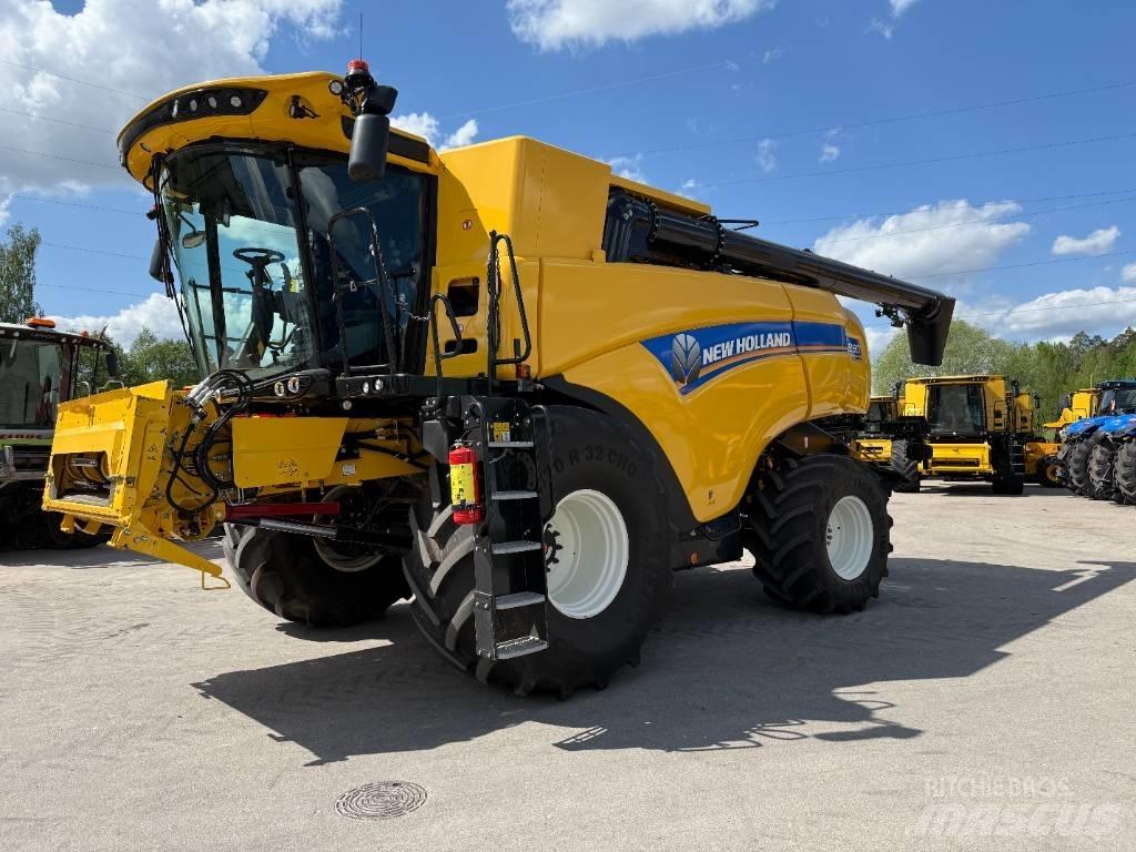 New Holland CX 8.90 Skurtreskere