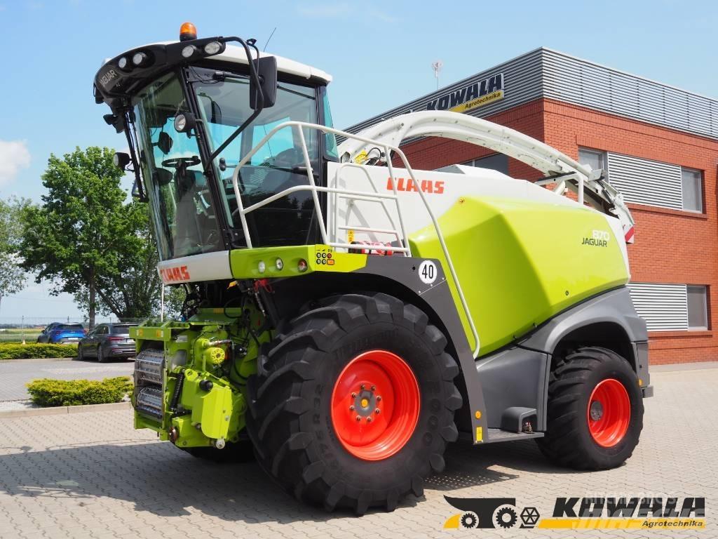 CLAAS Jaguar 870 4WD Selvdrevne fôrhøstere