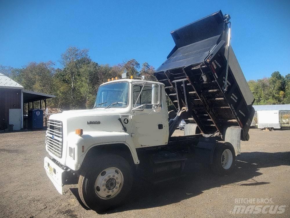Ford L8000 Tippbil