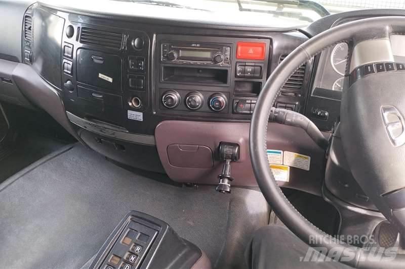 Daewoo KL3TX Andre lastebiler