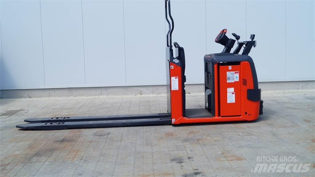 Linde N25C-lang Lavtløftende plukketruck