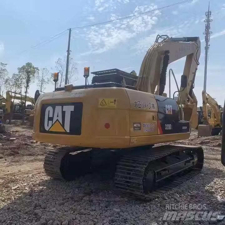 CAT CAT320D Beltegraver