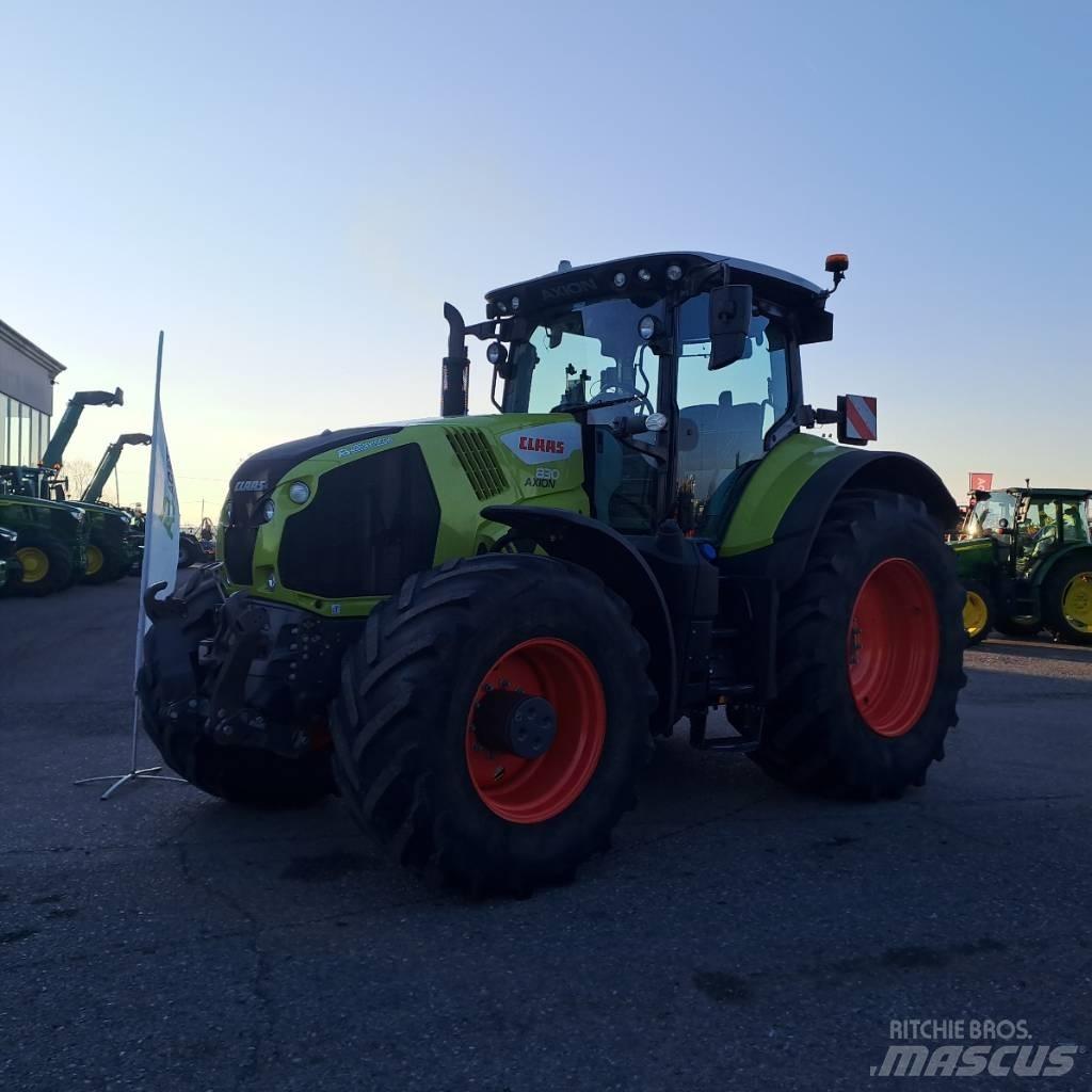 CLAAS Axion 830 Traktorer