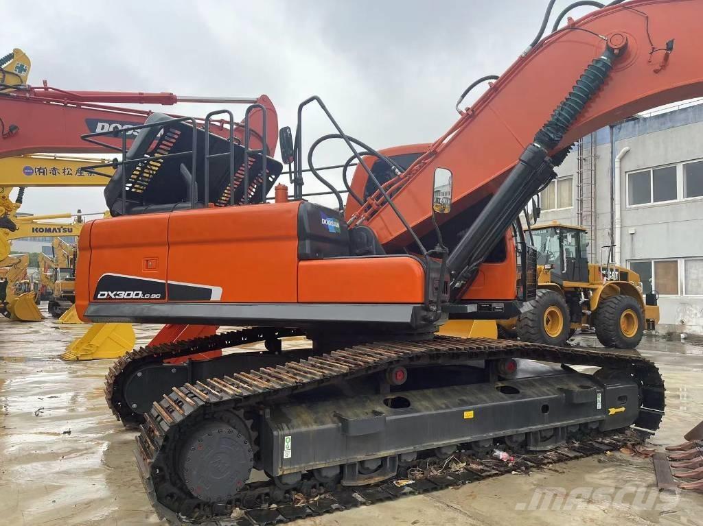 Doosan DX 300 LC Beltegraver