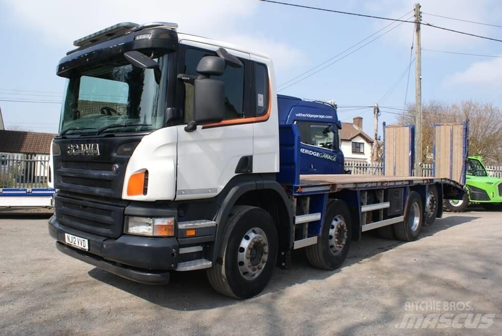 Scania P 360 CB Flatvogn med vinsj