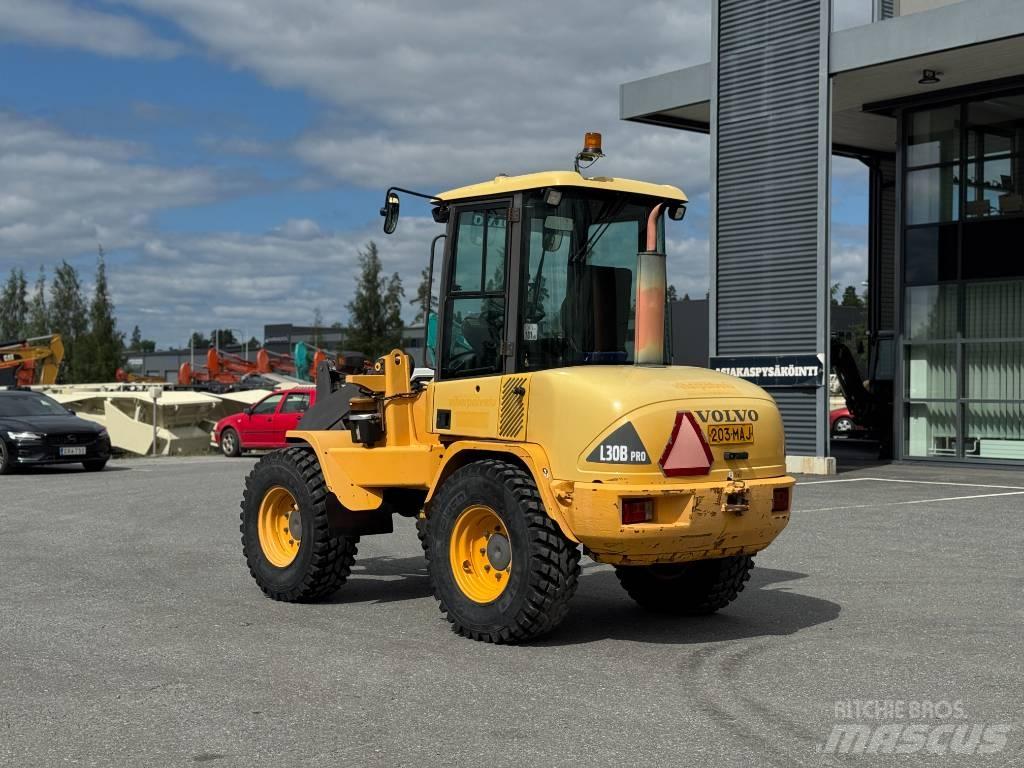 Volvo L 30 B Hjullastere