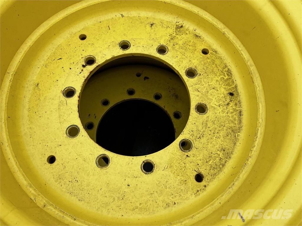 John Deere 15x28 Dekk, hjul og felger