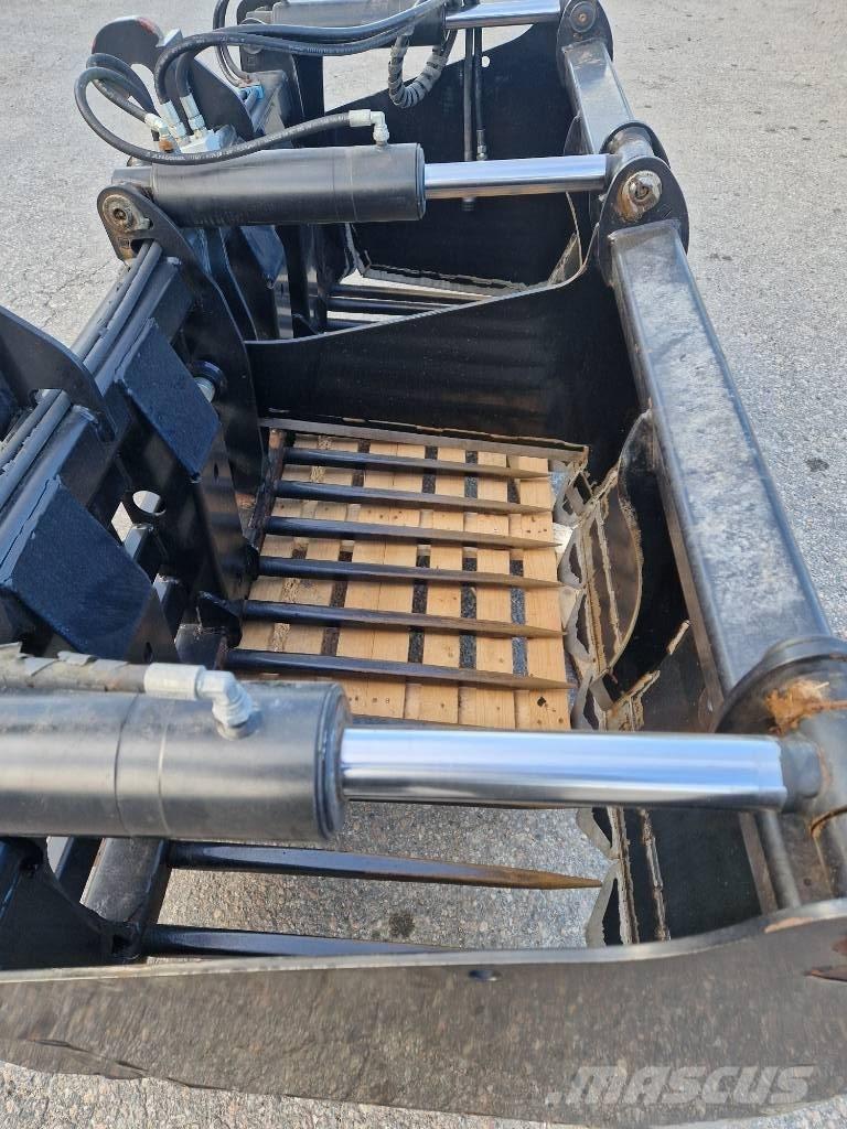 Ålö Silocut 230 . S-BM Frontlaster ektrautstyr