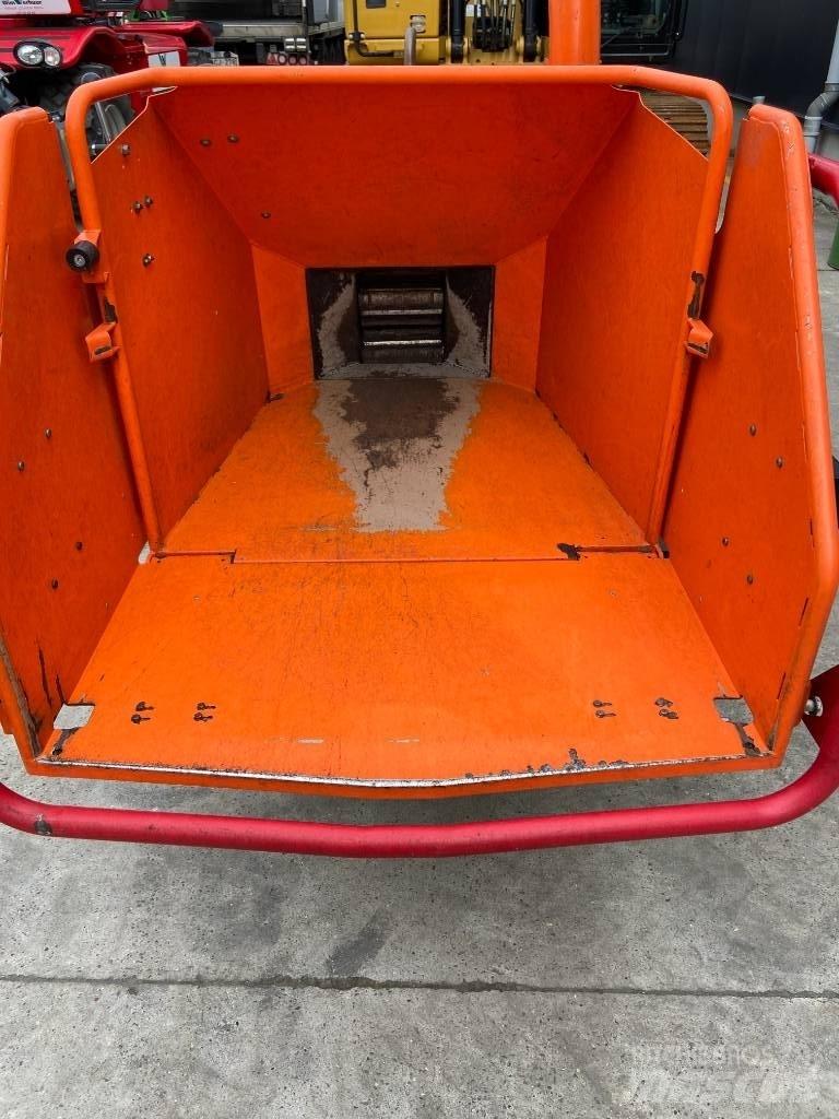 Timberwolf TW230/DHB Fliskuttere