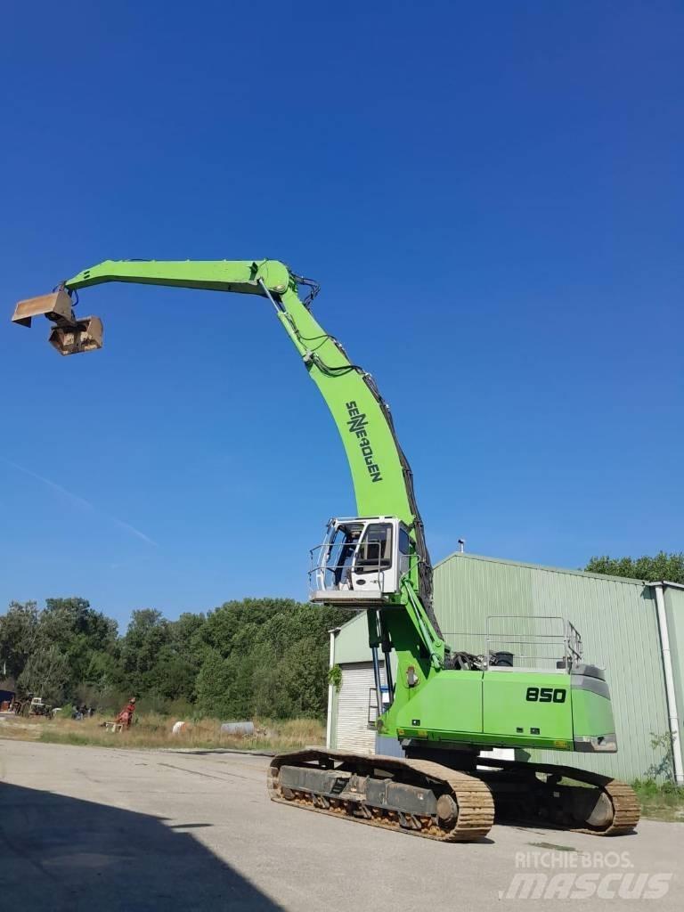 Sennebogen 850 Gravemaskiner for avfallshåndtering