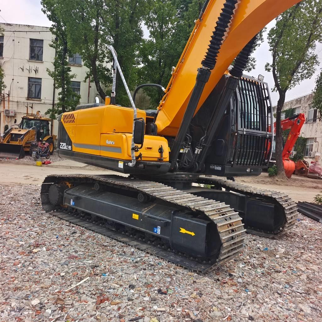 Hyundai 220LC-9T Beltegraver