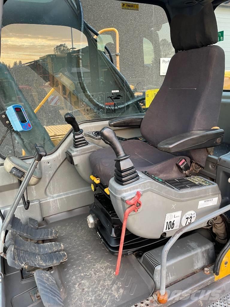 Volvo EC240B Beltegraver