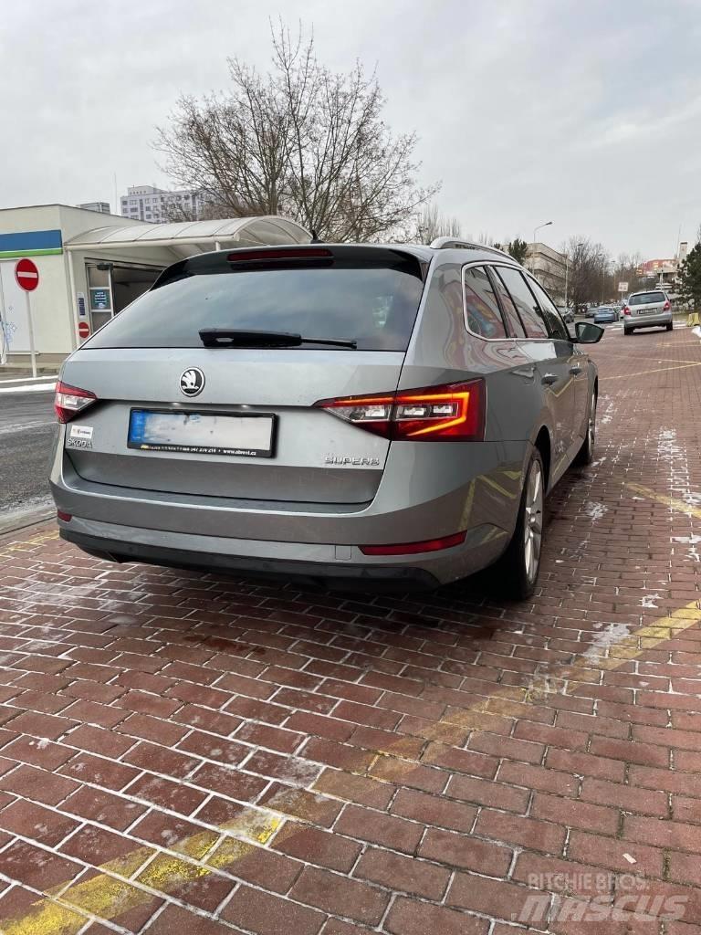 Skoda Superb Personbiler