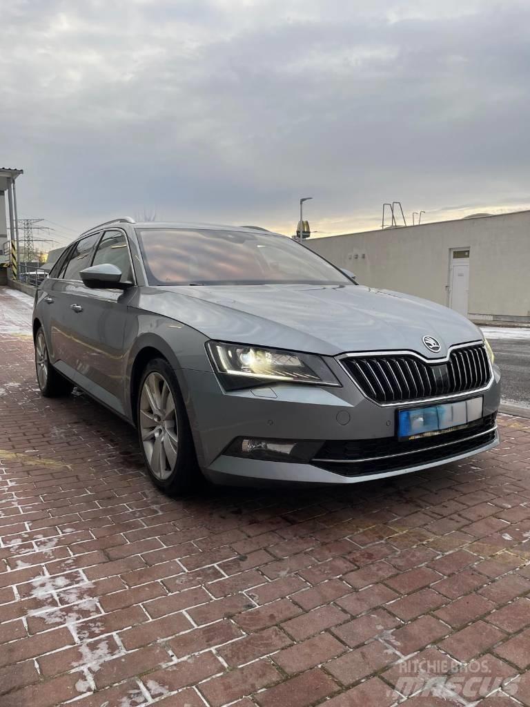 Skoda Superb Personbiler
