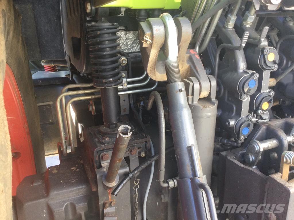 CLAAS ARION 620 Traktorer