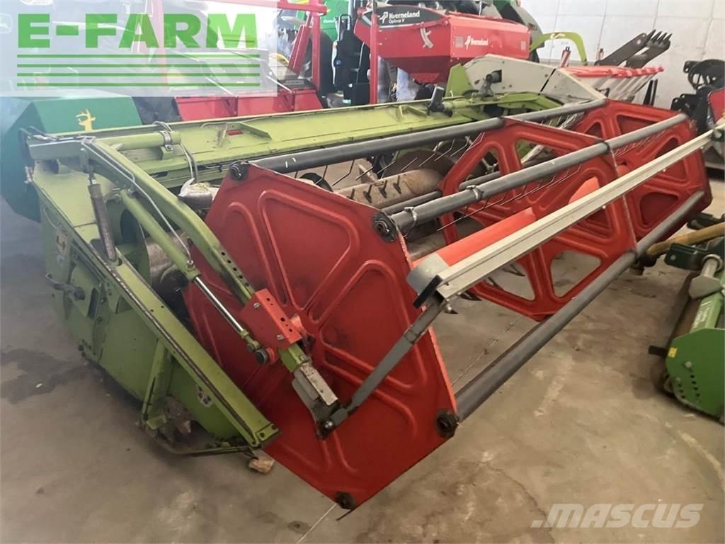 CLAAS Mega 370 Skurtreskere