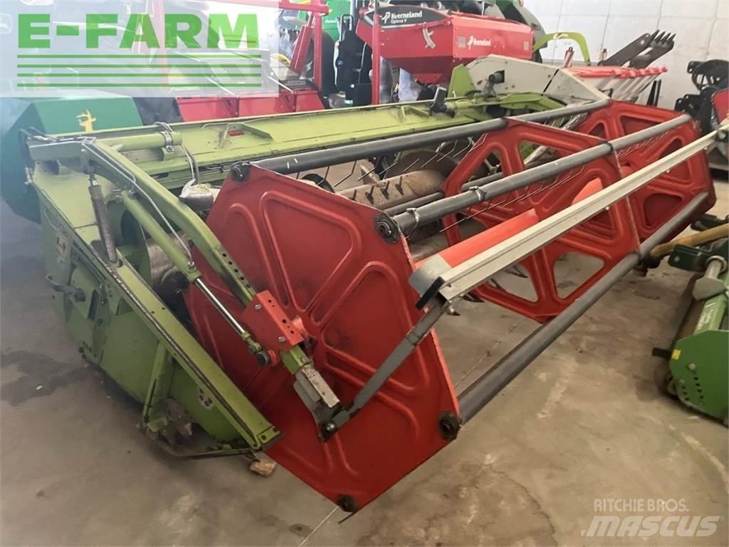 CLAAS Mega 370 Skurtreskere