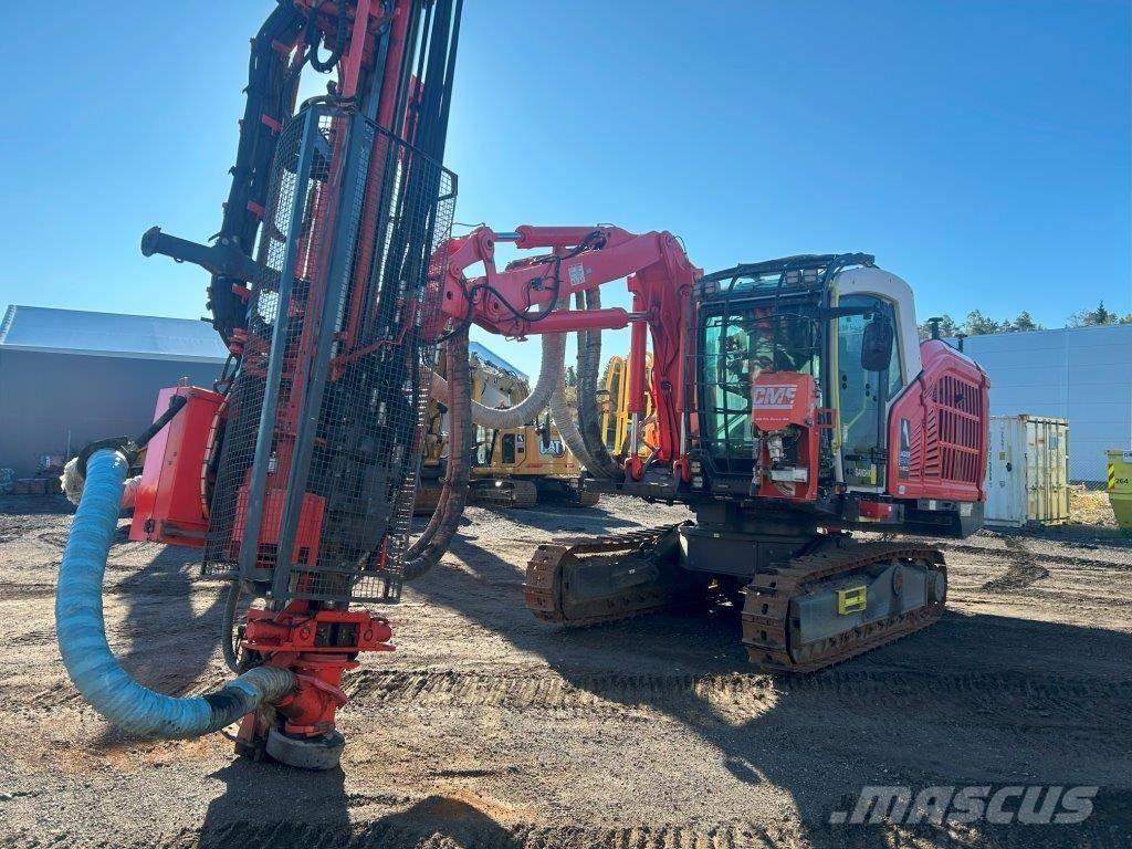 Sandvik DX 800I Borerigger