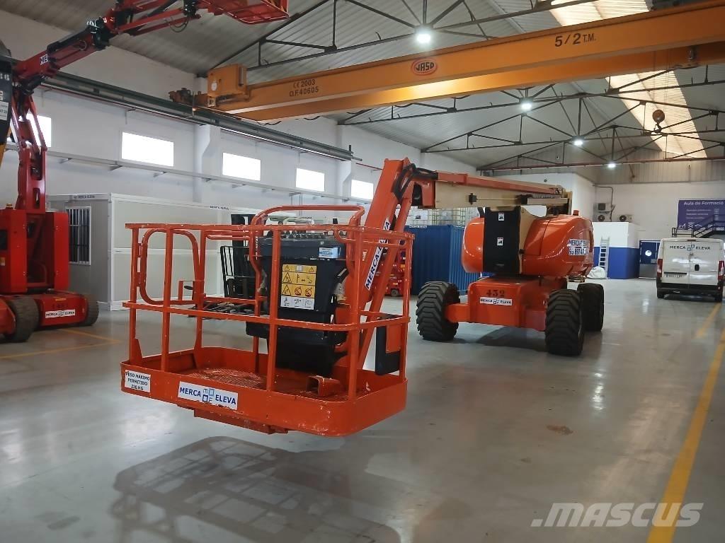 JLG 800 AJ Leddede bomlifter