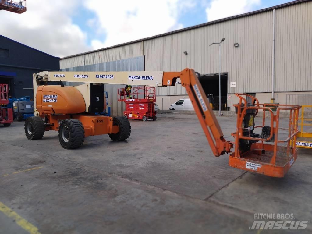 JLG 800 AJ Leddede bomlifter