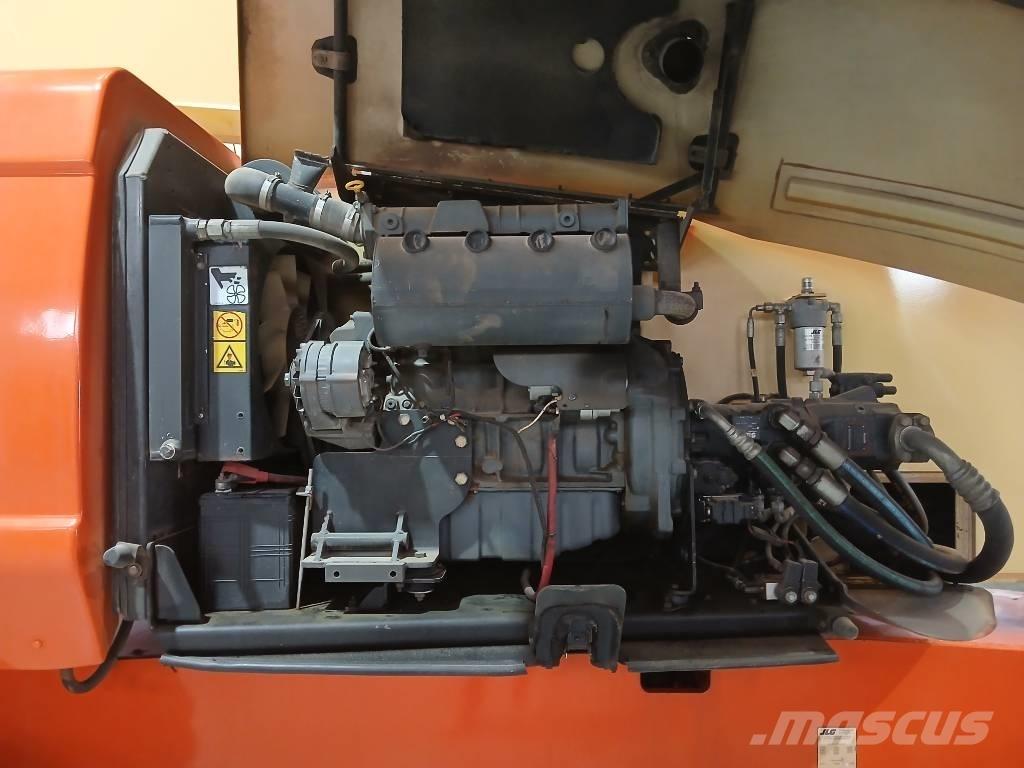 JLG 800 AJ Leddede bomlifter