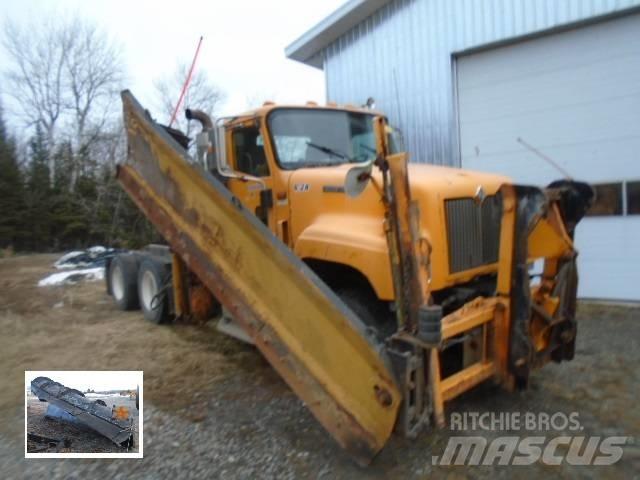 International 5500 i Snøploger- og skjær