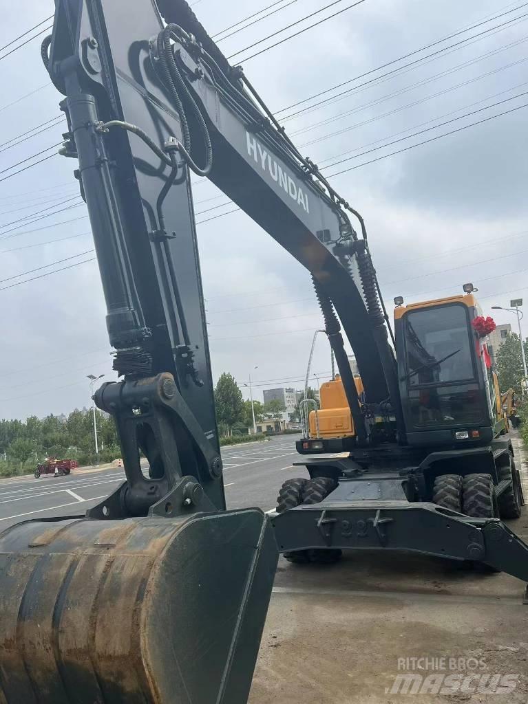 Hyundai 210WVS Hjulgravere