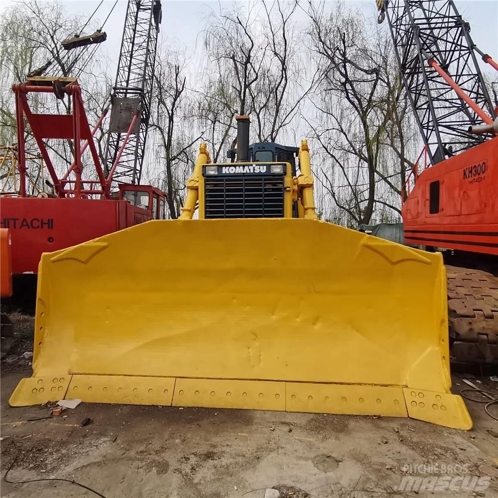 Komatsu d155a-2 Dozere Beltegående