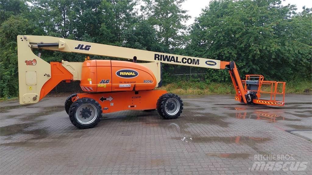 JLG 800AJ Leddede bomlifter