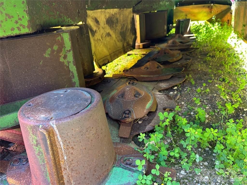 Krone EasyCut 32 P Slåmaskiner