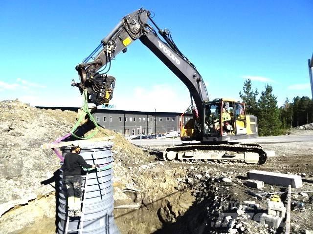 Volvo EC220EL Beltegraver