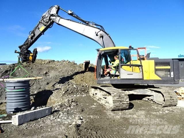 Volvo EC220EL Beltegraver
