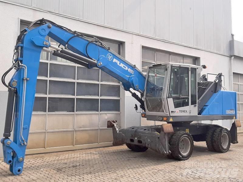 Fuchs MHL 320 F Gravemaskiner for avfallshåndtering