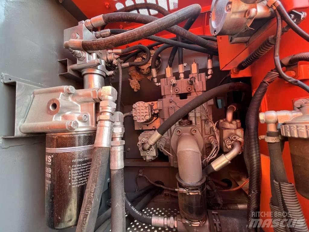 Hitachi ZX 160 Beltegraver