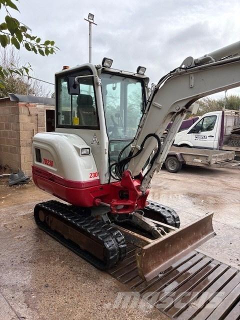 Takeuchi TB 230 Minigravere <7t