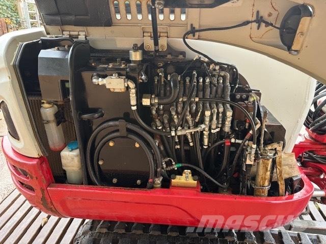 Takeuchi TB 230 Minigravere <7t