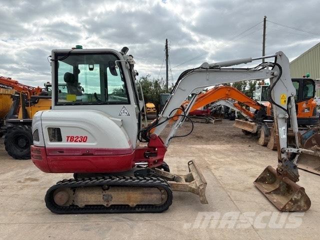 Takeuchi TB 230 Minigravere <7t