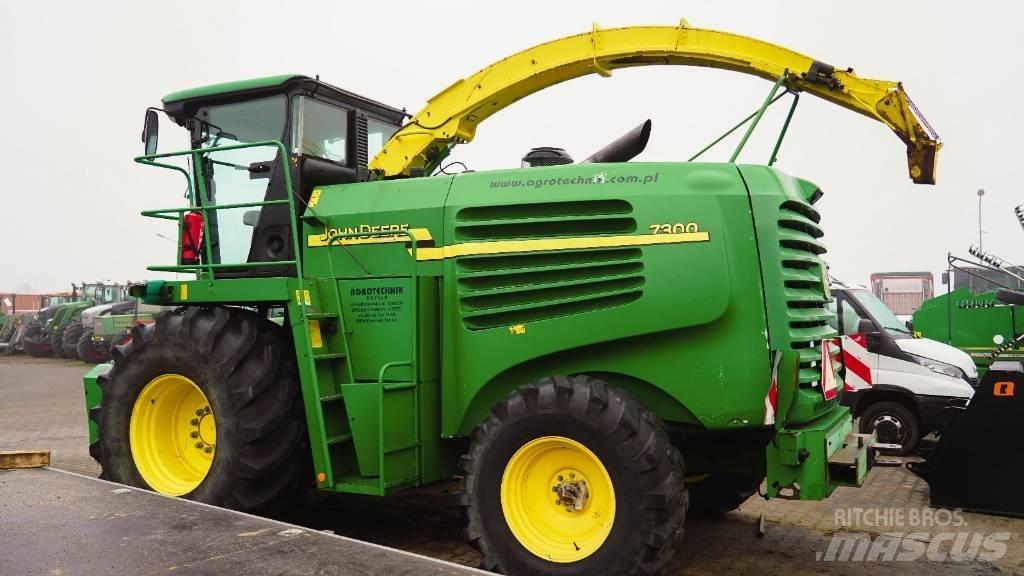 John Deere 7300 Selvdrevne fôrhøstere