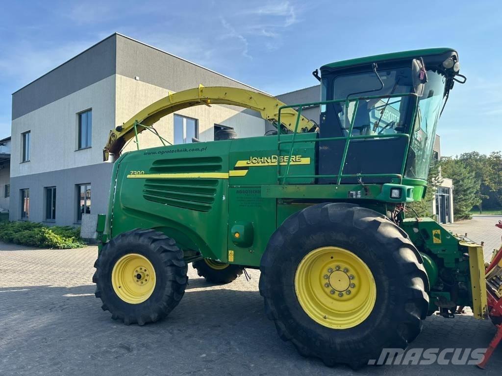 John Deere 7300 Selvdrevne fôrhøstere