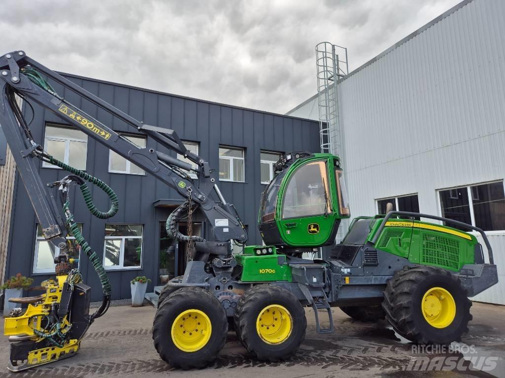 John Deere 1070 G Hogstmaskiner